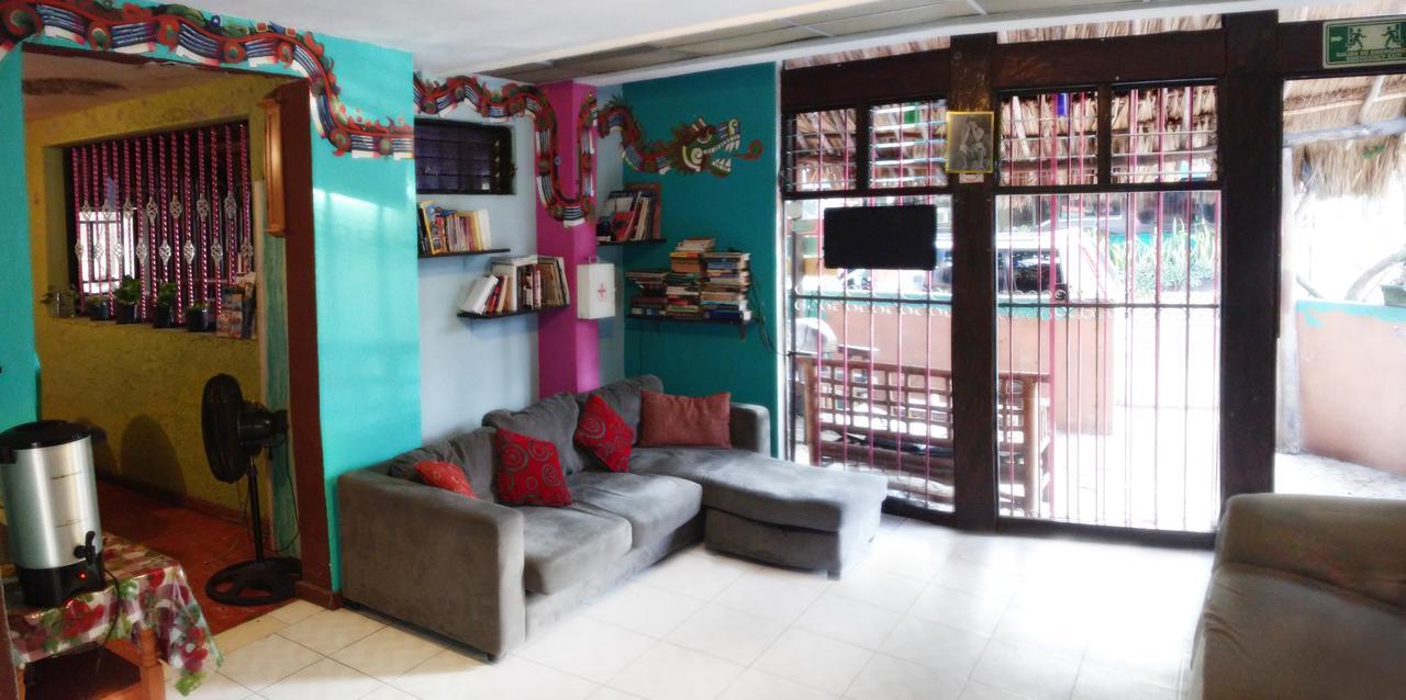 Maya Cha'An Guesthouse Cancún Zimmer foto